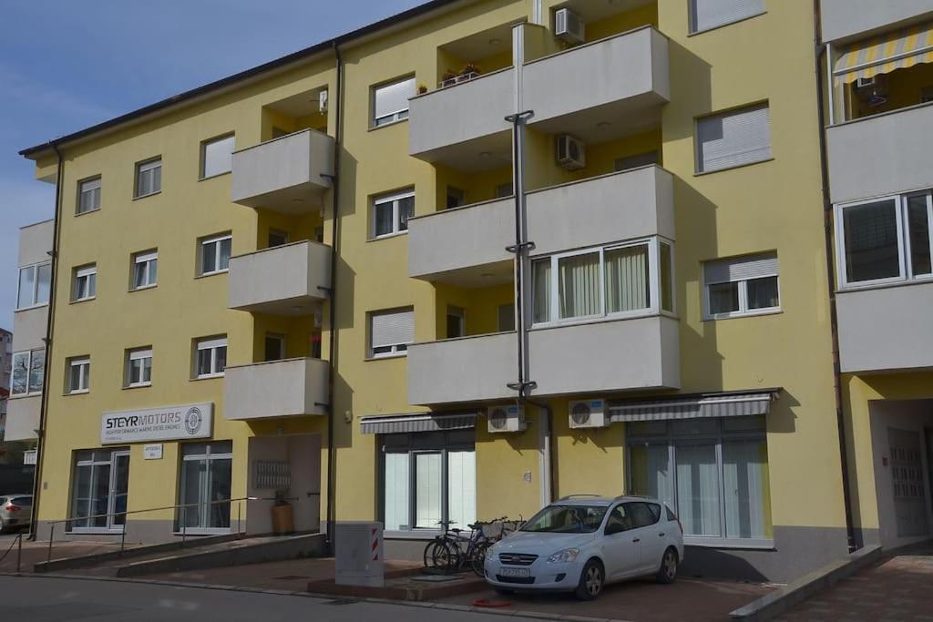 Apartman Ana Pula - Calm, Free Parking, Close To Center Extérieur photo